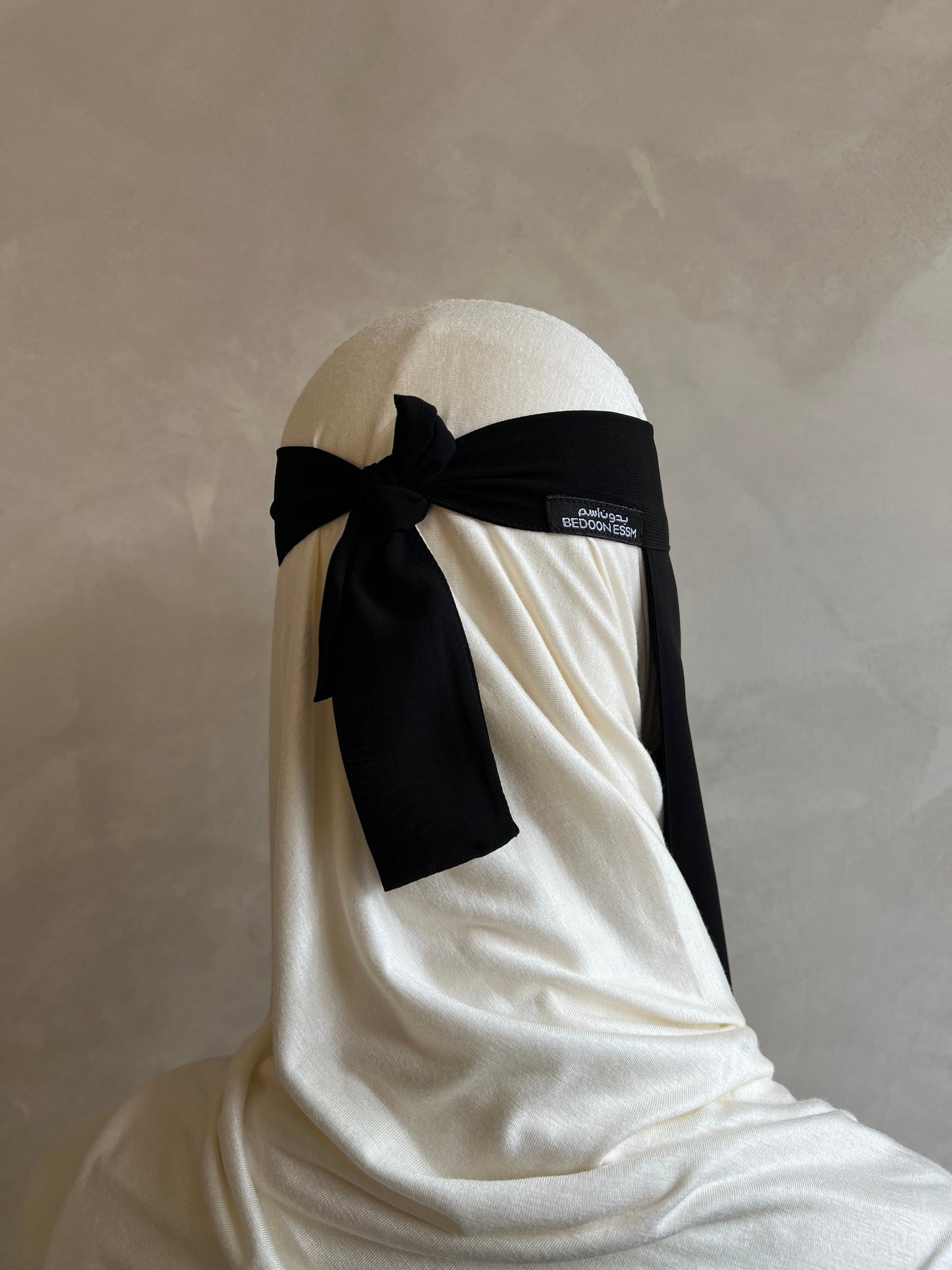 Nosestring tie back niqab