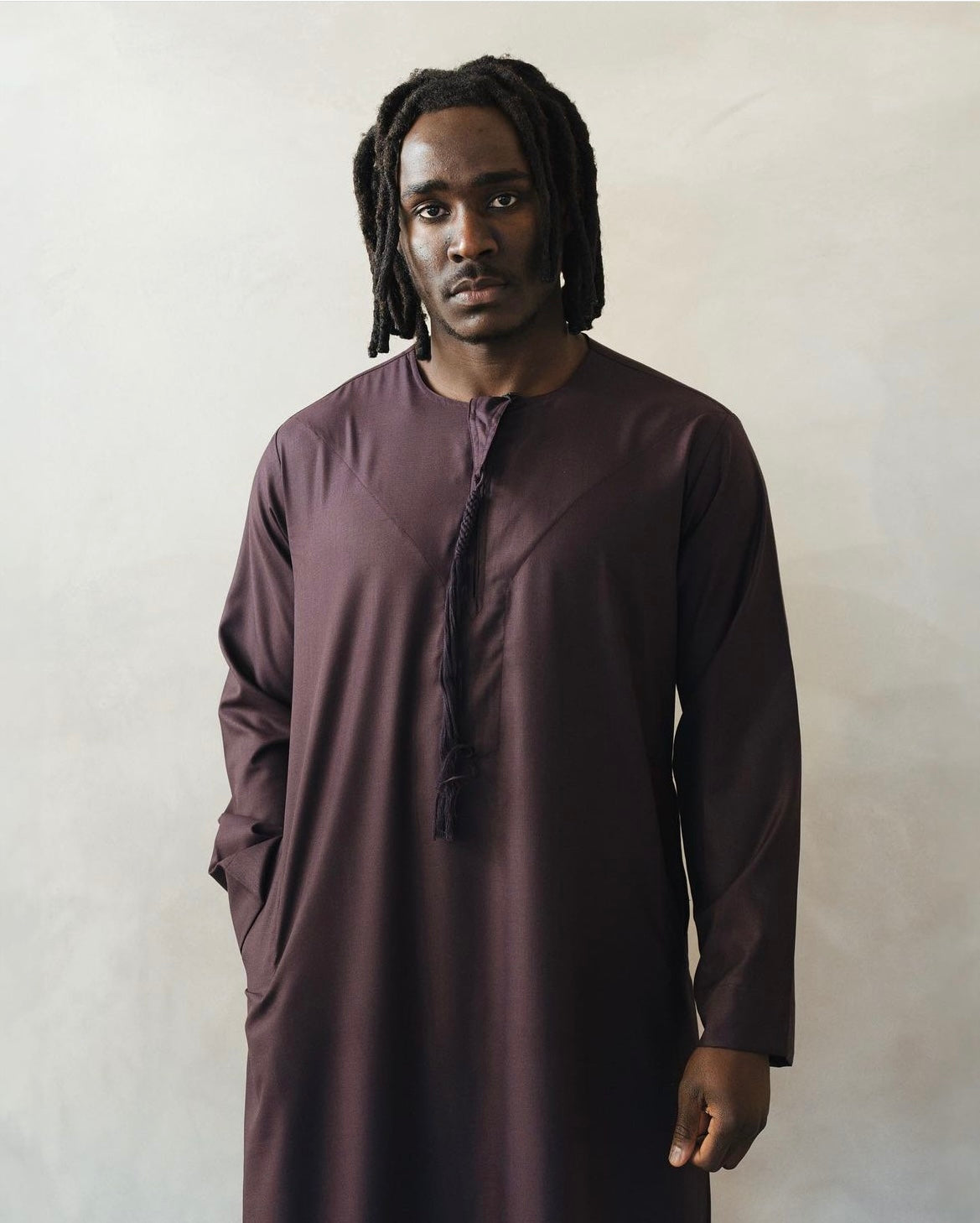 Burgundy Emirati thobe