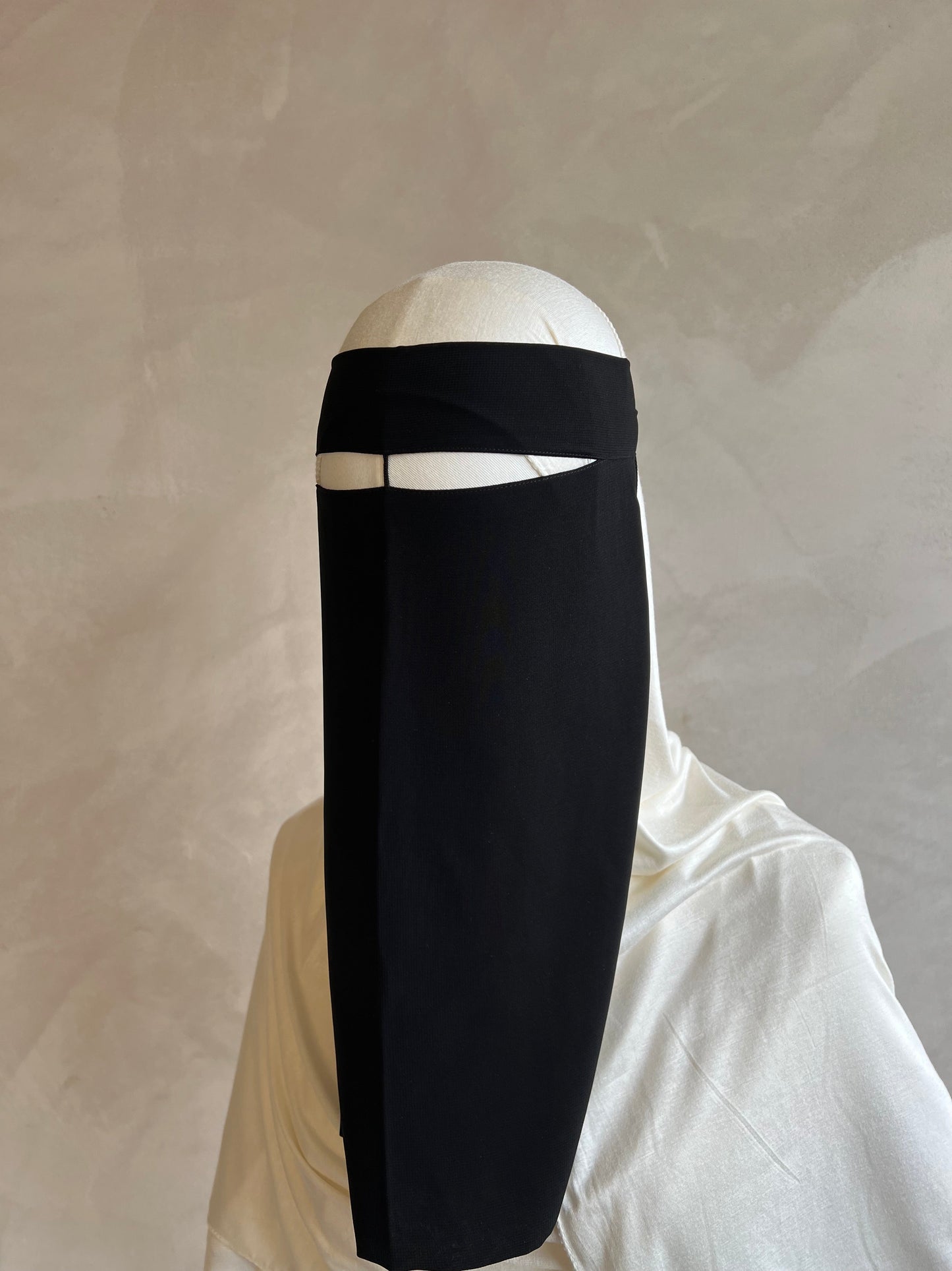 Nosestring tie back niqab